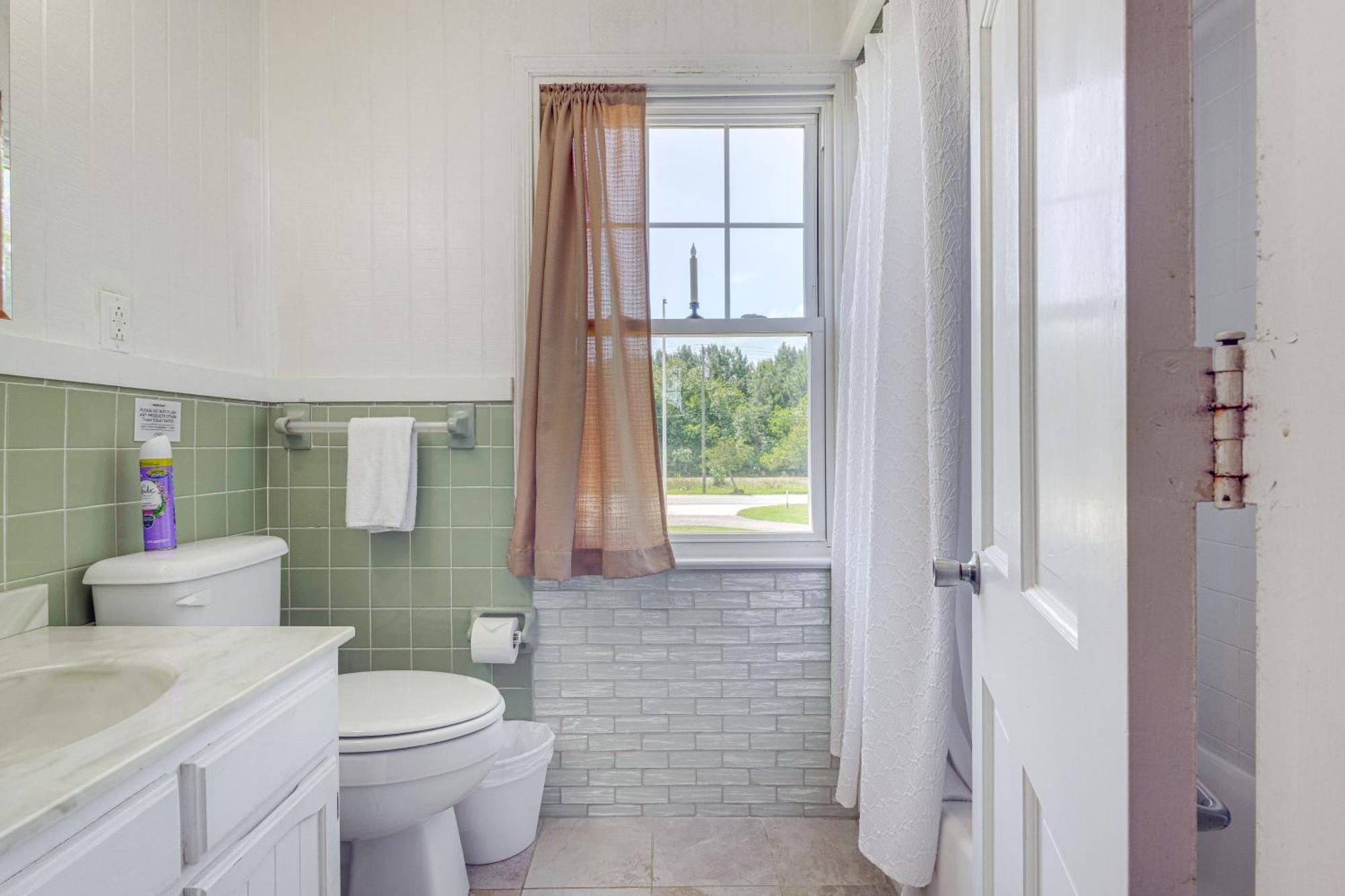 Updated Cape Charles Home About 2 Mi To Beachfront! エクステリア 写真