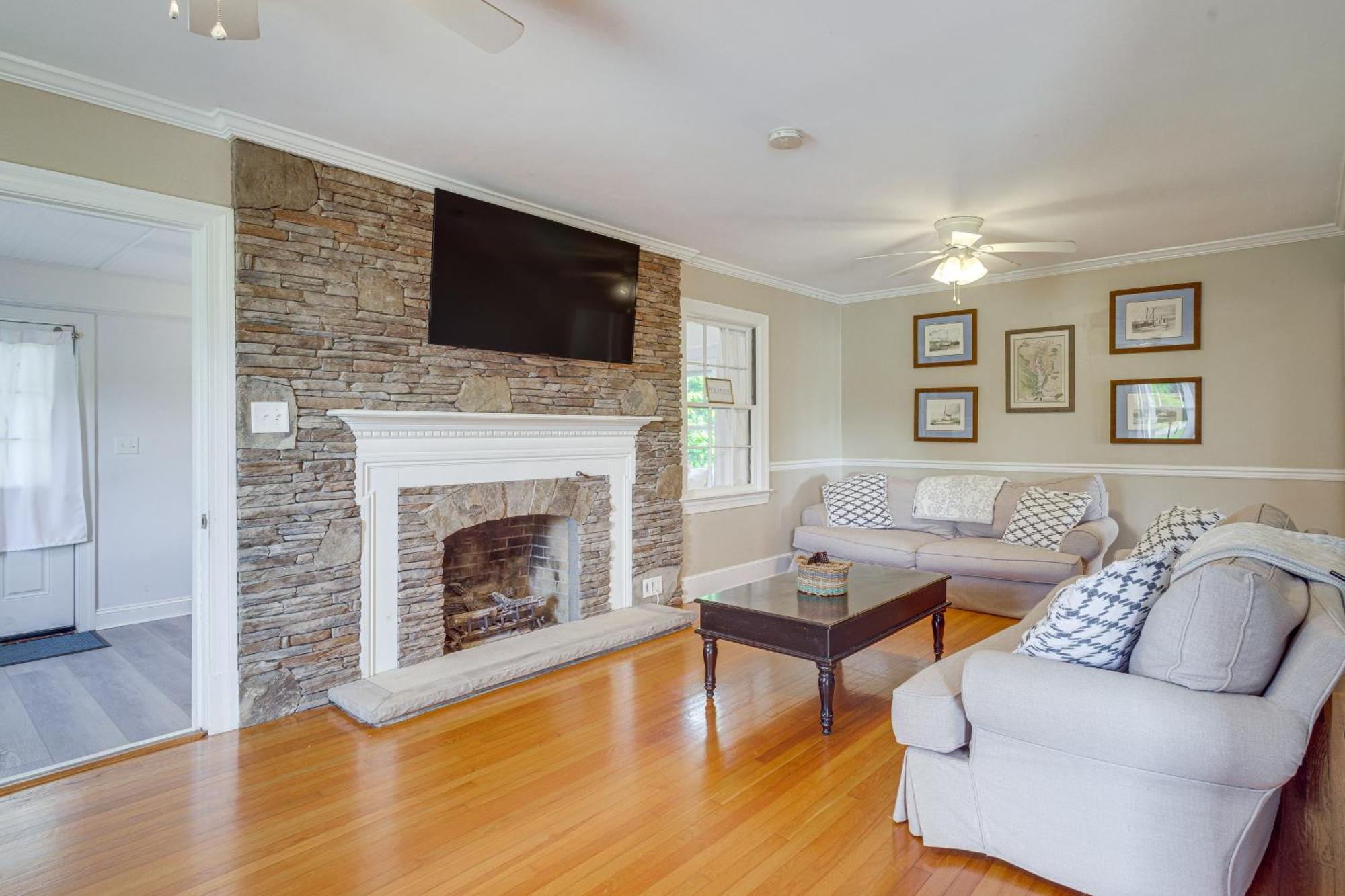 Updated Cape Charles Home About 2 Mi To Beachfront! エクステリア 写真